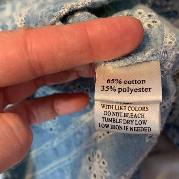 Dylan size small distressed chambray sun washed all over eyelet detail button up - Picture 6 of 7